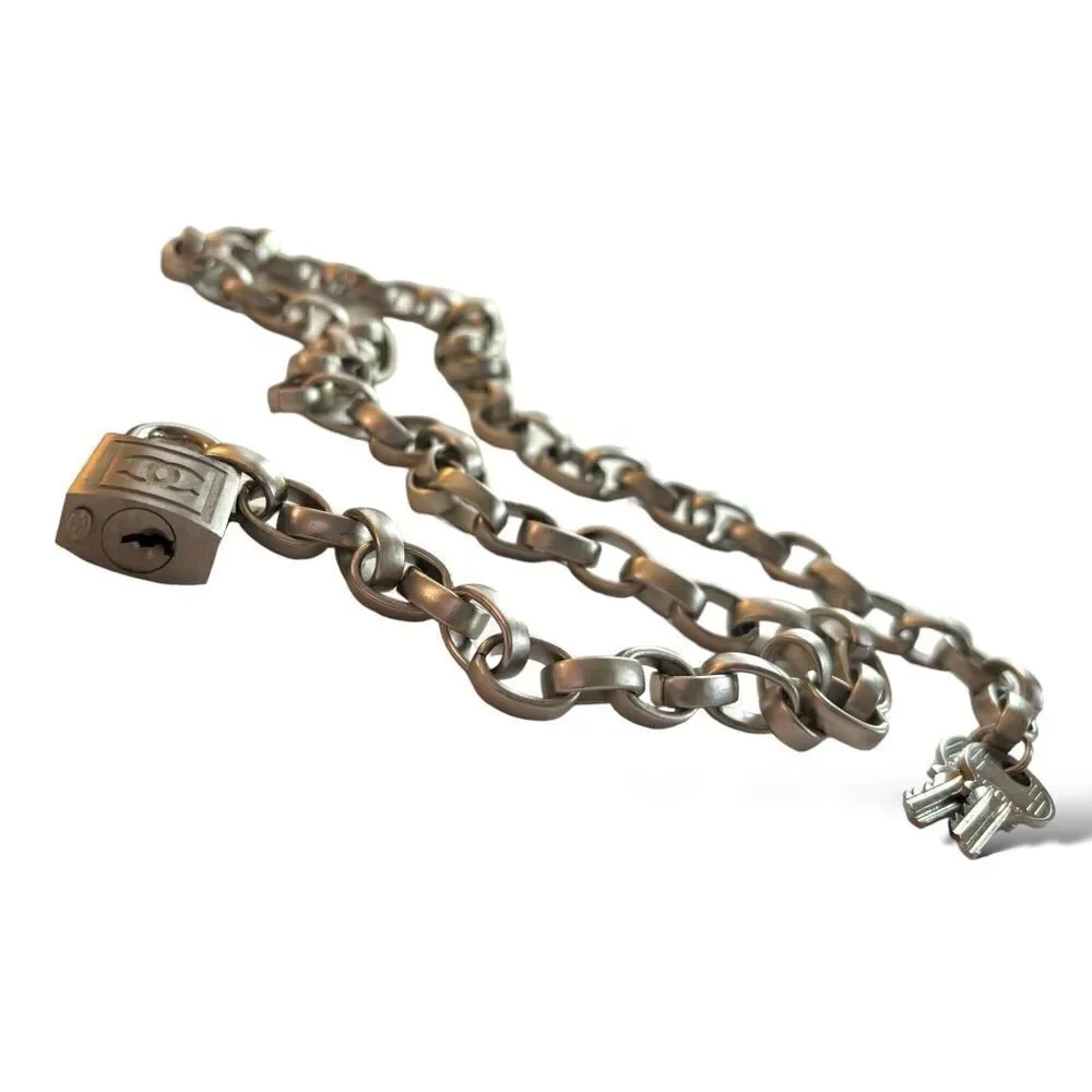CHANEL 2003 CC Logo Padlock Chainlink Belt/Necklace in Silver